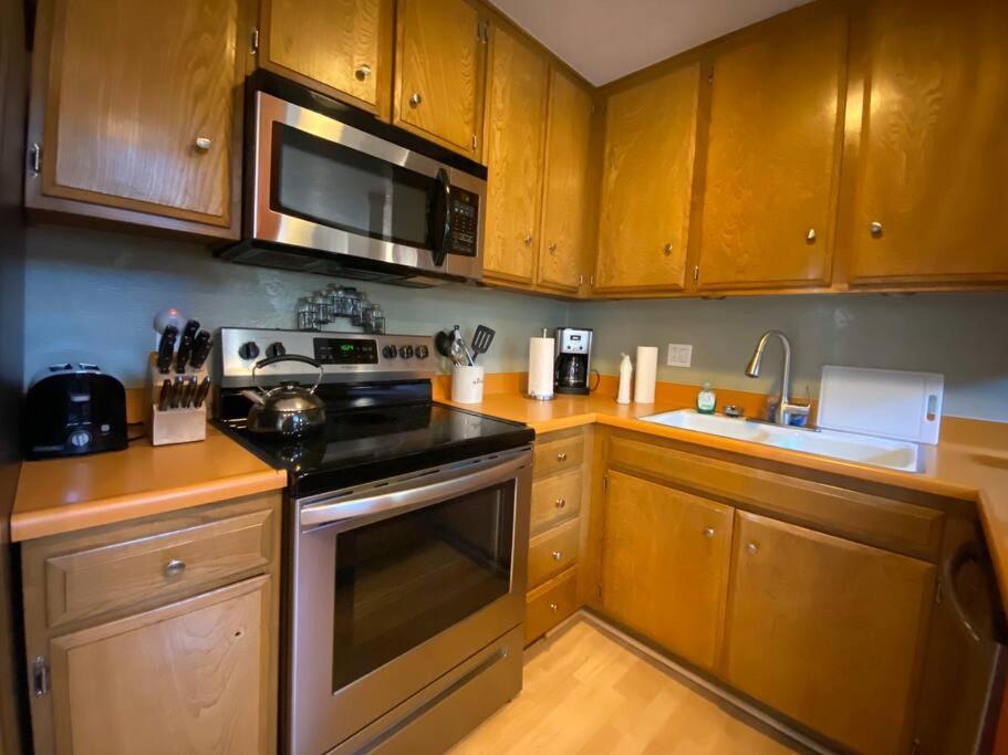Mammoth Awesome Location-1 Min To Shuttles & Food! Toml-Cpan-11402 Apartment Mammoth Lakes Exterior photo