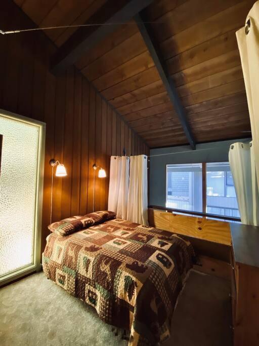 Mammoth Awesome Location-1 Min To Shuttles & Food! Toml-Cpan-11402 Apartment Mammoth Lakes Exterior photo