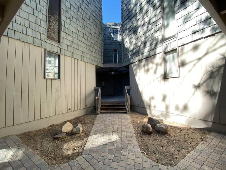 Mammoth Awesome Location-1 Min To Shuttles & Food! Toml-Cpan-11402 Apartment Mammoth Lakes Exterior photo